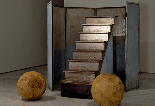 Louise Bourgeois, No Exit, 1989, wood, painted metal and rubber, 209.5 x 213.3 x 243.8 cm, Fondation Louis Vuitton pour la Création, Paris. Photo: Rafael Lobato © The Easton Foundation/Licensed by VAGA, New York and SIAE,Italy