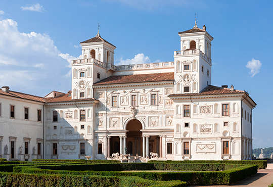 Vue de la facade de la Villa Médicis à Rome © Daniele Molajoli